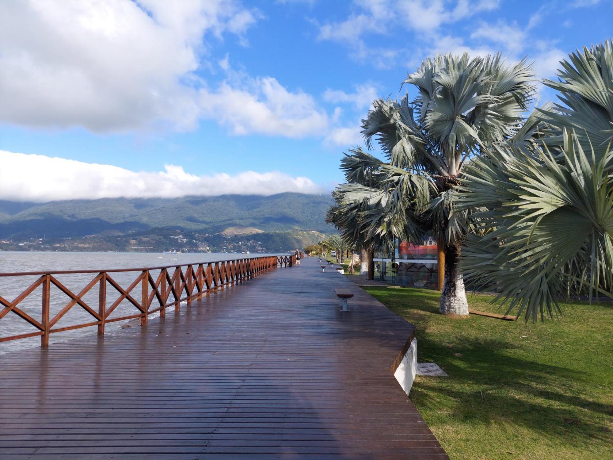 Mare Mansa Bare * Sao Sebastiao (Sao Paulo)